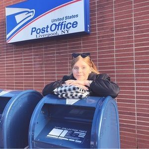 Instagram: @tophgirlposh